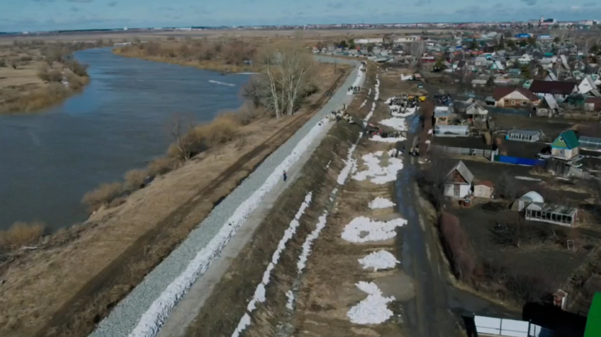 Вода в реке Ишим прибывает на глазах | 19.04.2024 | Ишим - БезФормата