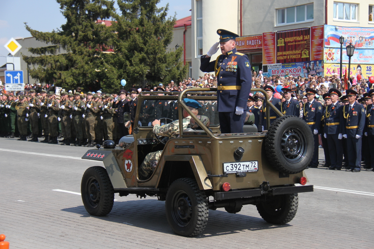 В Ишиме прошел парад Победы | 09.05.2022 | Ишим - БезФормата