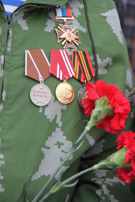 Ветеран боевых действий хмао. Участник боевых действий. Медаль ветеран боевых действий. Ветераны боевых действий в Чечне. День ветеранов боевых действий.